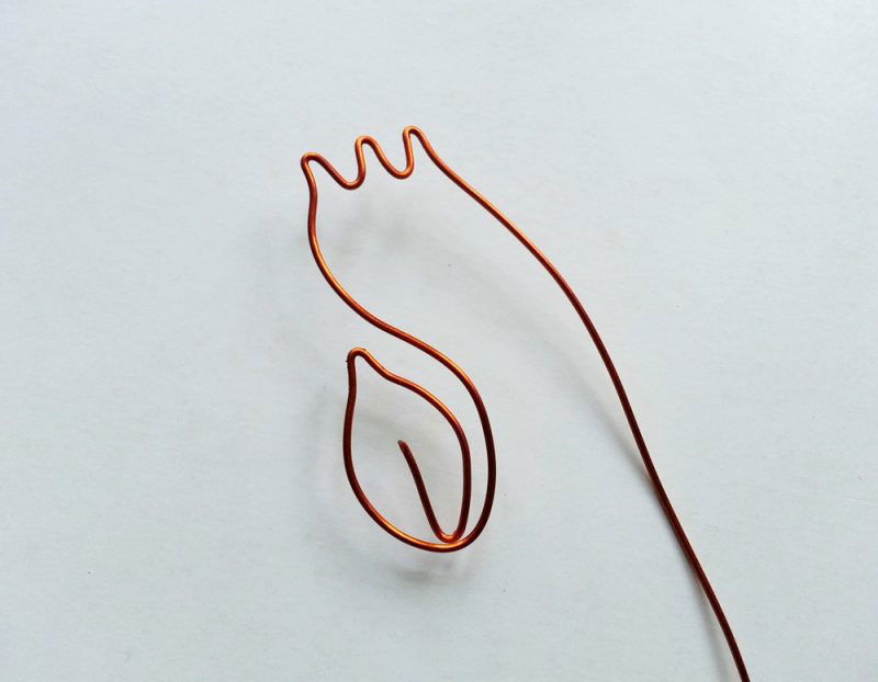 20141212 141545 e1522174083552 - How to Make Tulip Bookmarks with Wire (Easy 6 Steps)