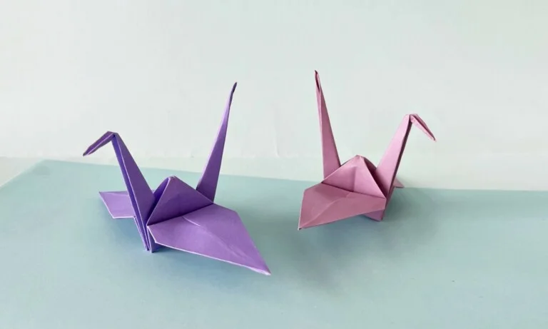 How to Make a Traditional Origami Crane (with Video Guide)