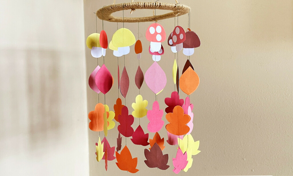 Make a Fall-Themed Hanging Mobile (Free Template + Video Guide) 1 Papercraft Mobile Hanging Fall
