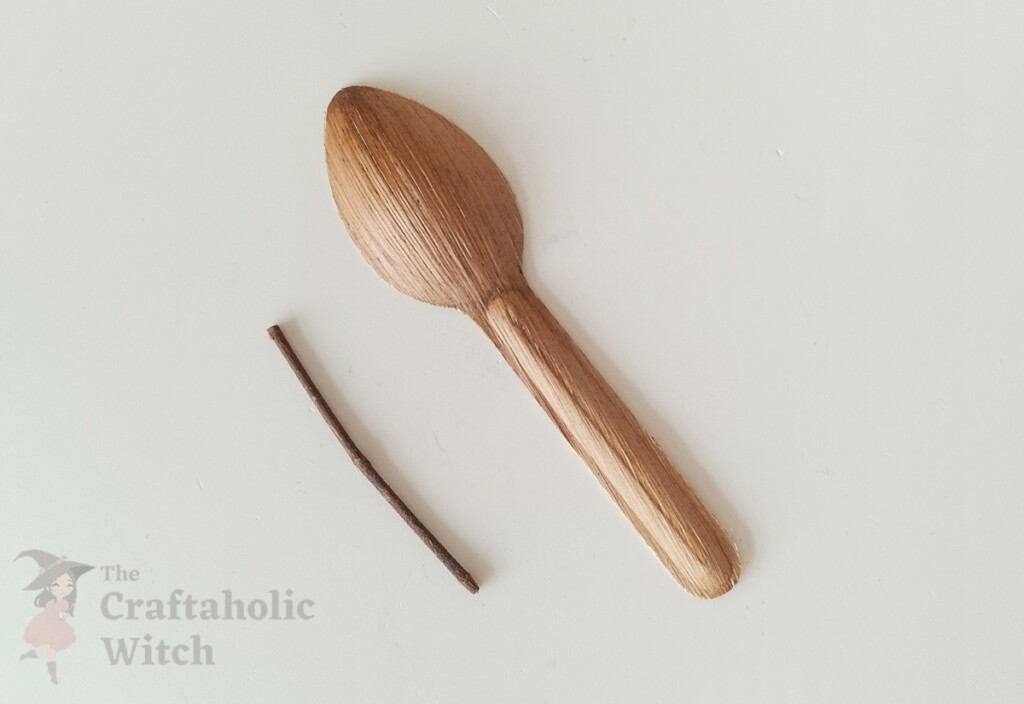 DIY Recycled Spoon Witch for Halloween (Free Template Included!) 4 Spoon Witch Craft Steps 2 - DIY Recycled Spoon Witch for Halloween (Free Template Included!)